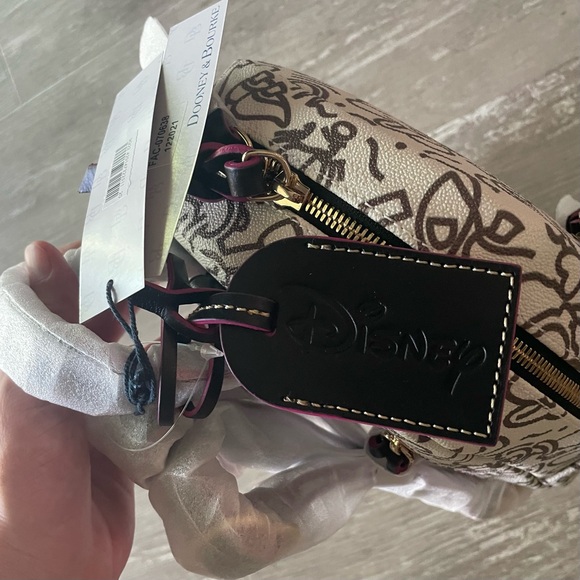 NWT Disney Parks Dooney and Bourke Minnie Mouse Line Art Backpack Bag 2022 - Picture 6 of 10